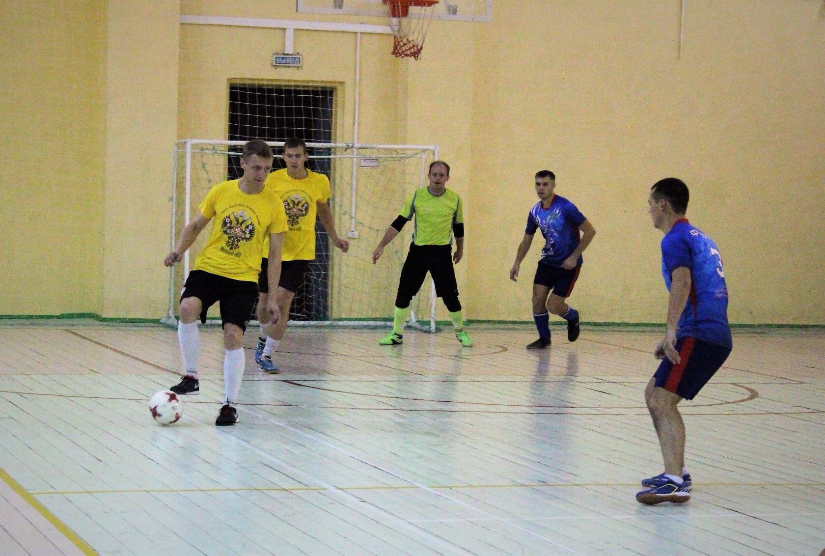 Товарищеский матч по мини-футболу