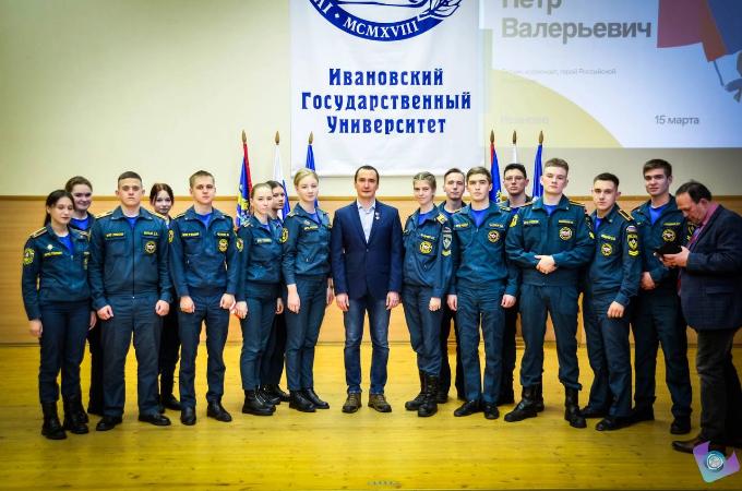 Студенты Академии встретились с Героем России космонавтом Петром Дубровым