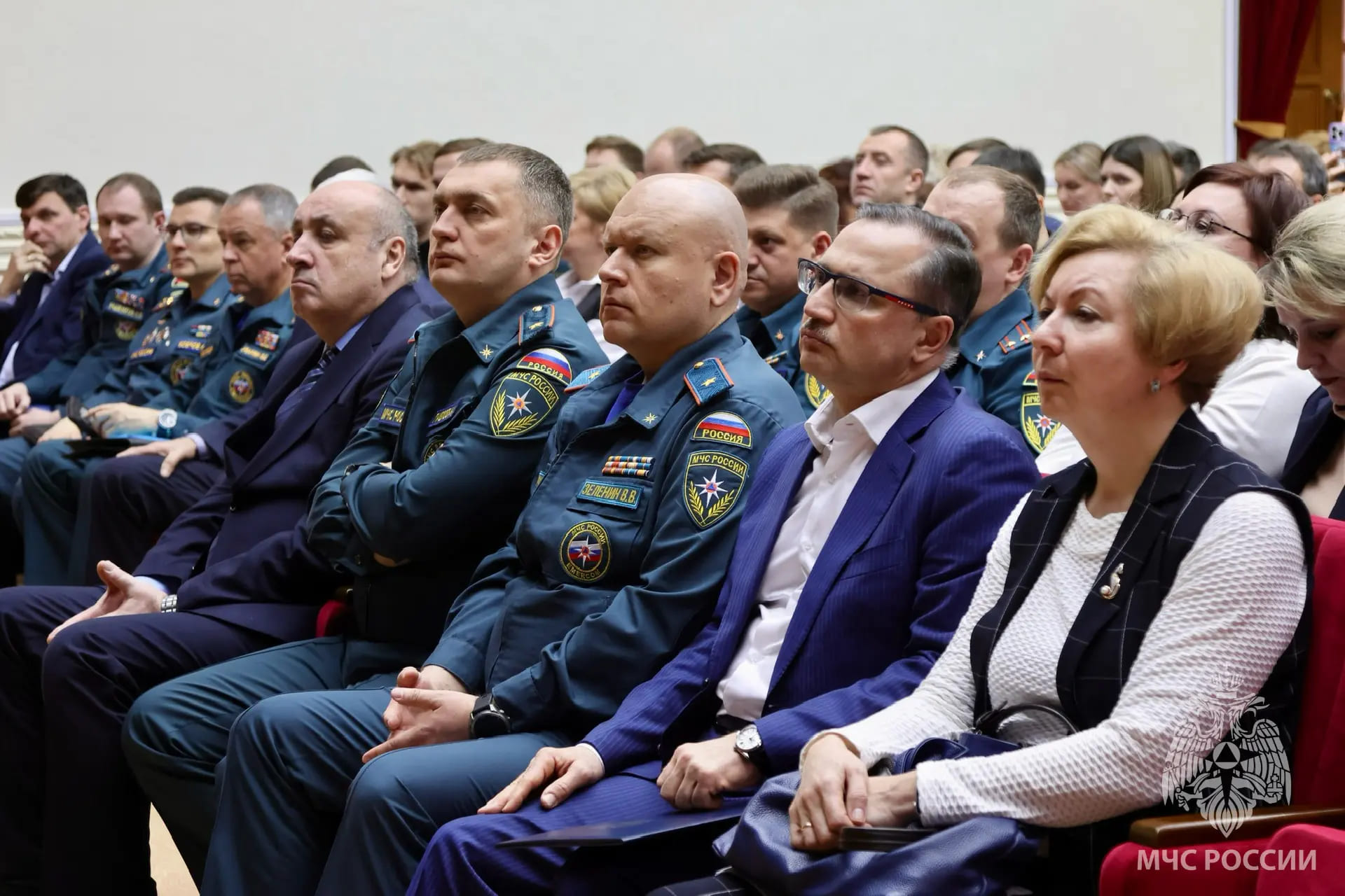 ВНИИПО МЧС России стал площадкой для обсуждения актуальных вопросов пожарной безопасности