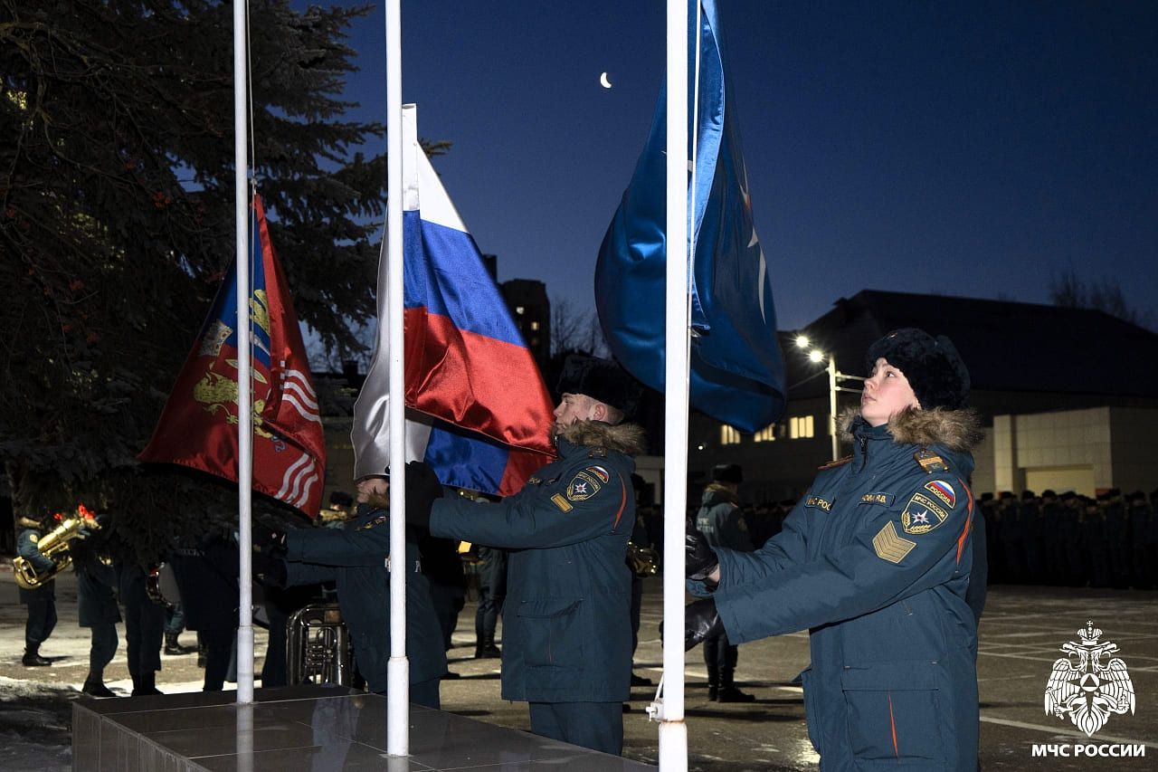 Утреннее построение 