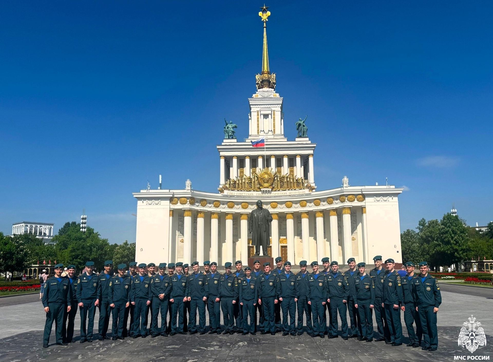 Кадеты-выпускники посетили Москву в преддверии итоговой аттестации